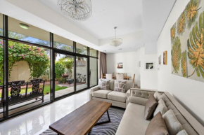 Spacious 3BR Villa Amazonia